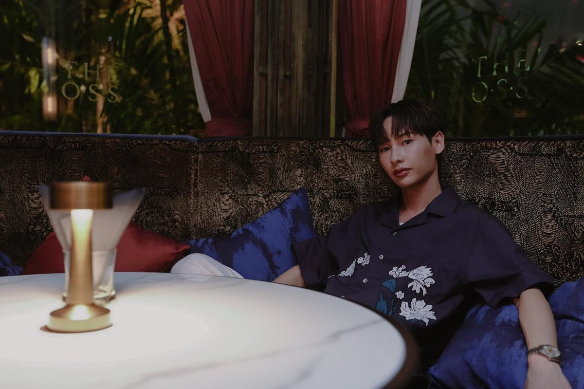 CYCZERO_'s tweet photo. ©️jimthompson.official 

#OffGun #ออฟกัน 
#JimThompsonxOffGun https://t.co/7o5esA9q8s