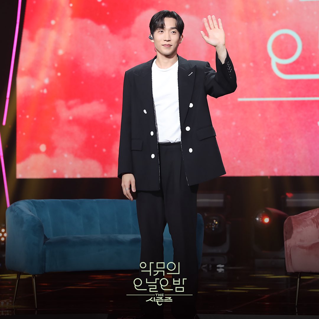 goodfriends2020's tweet photo. 이상이 in <더 시즌즈-악뮤의 오날오밤>🎙️
-
상이배우의 <더시즌즈-악뮤의 오날오밤> 출연 소식💡

모두 본방사수 함께해요🫶🏻
-
#이상이 #LeeSangYi 
#굿프렌즈컴퍼니 #GOODFRIENDSCOMPANY 
#SBS금토드라마 #마이데몬 #MyDemon #주석훈 
#영화 #싱글인서울 #병수 
#더시즌즈 #악뮤의오날오밤 https://t.co/SrmEsQWRAh
