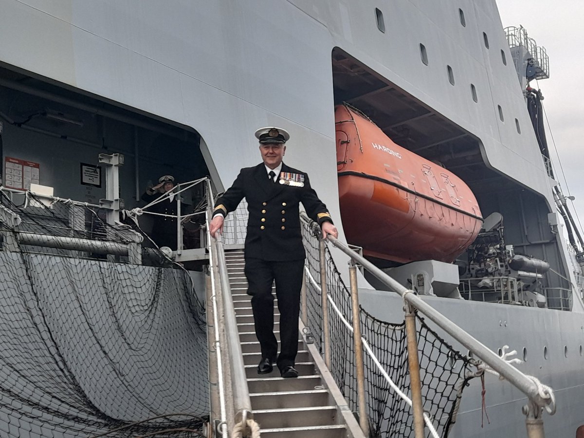 54 Ships,15 Commands, and 42 years of service, Capt Karl Woodfield has retired from the RFA. He is pictured handing over his final command @RFATidesurge to Capt Mike Lawrence. Between the 2 captains sits 82 years of seagoing experience We wish Capt Woodfield a happy retirement