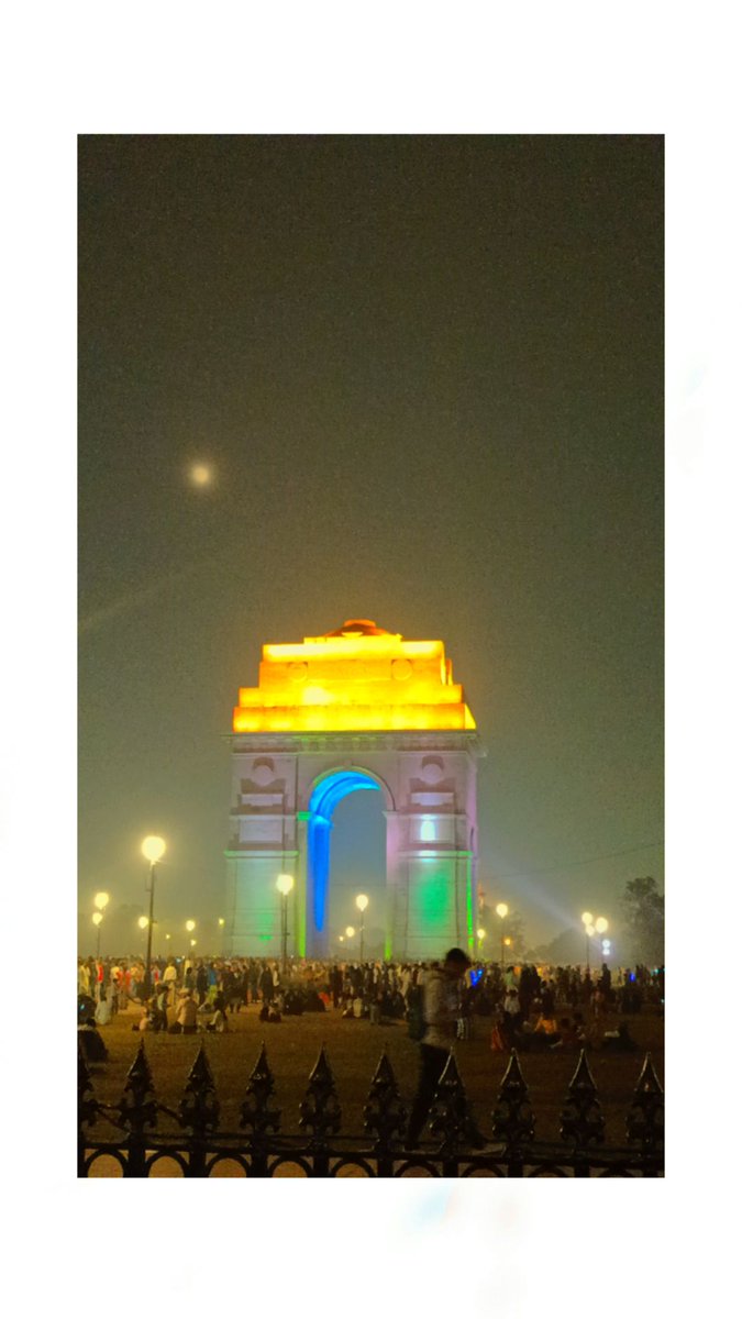 INDIA GATE 🫶💙
#IndiaGate #DelhiPride
