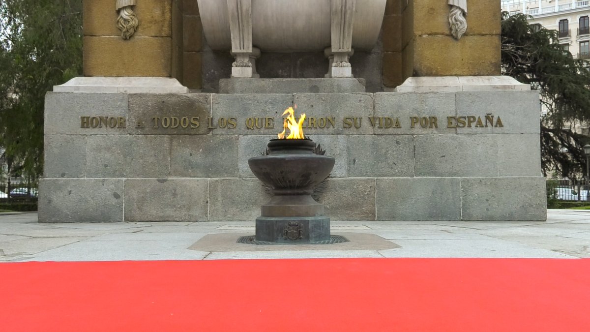 #Taldíacomohoy hace 20 años tendían una emboscada a personal del #CNI en #Irak 🇮🇶. Hoy recordamos su sacrificio y transmitimos nuestro cariño a los familiares y amigos.  🇪🇸