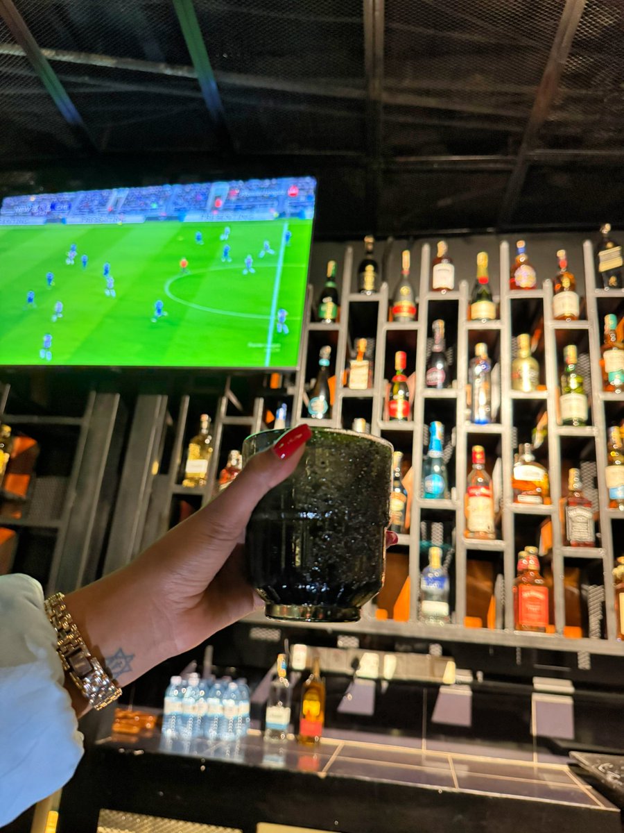 ClamatoUg's tweet photo. Calling all the people that love to have fun. We are now open, ready to serve you delightful drinks, in a fantastic ambience, and more. 😊🥂

Location: Bukoto-Kisasi Rd (Opp Kirabo Complex). 

#ClamatoUg https://t.co/v7TIrLolwK