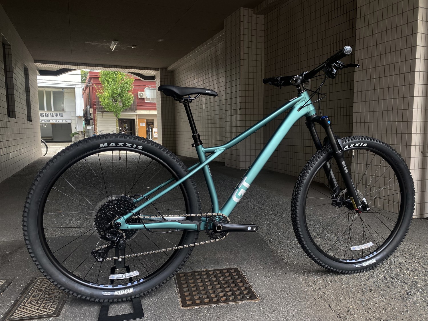 マウンテンバイク GT ( ジーティー ） マウンテンバイク AGGRESSOR EXPERT 27.5