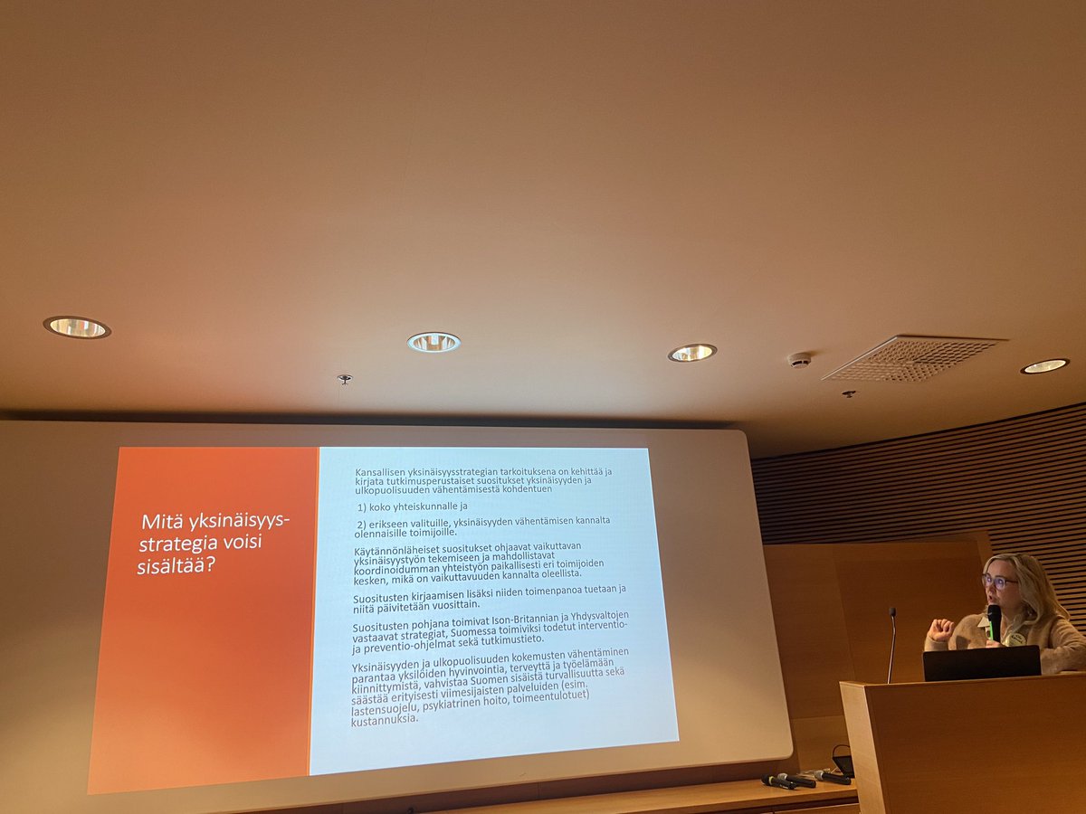 KrisBackberg's tweet photo. Tavoitteena on käynnistää valtakunnallinen yksinäisyysstrategia yksinäisyyden vähentämiseksi johdonmukaisesti ja tutkimusperusteisesti, kertoo kansanedustaja @elorantaeevajoh Työssä mukana myös @HelsinkiMissio 

#yhdessäyksinäisyysvoitetaan #yksinäisyys https://t.co/npyzfxqPV6