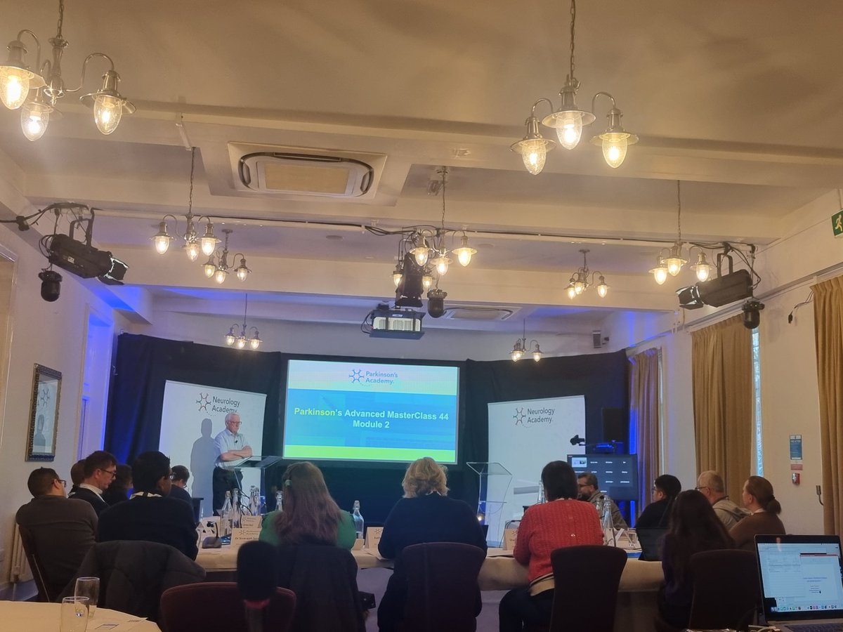 After hearing from the 3 finalists of the between module project at #Parkinsons Advanced MasterClass it's time for the delegates to vote <a href="/TheNeuroAcademy/">Neurology Academy</a>