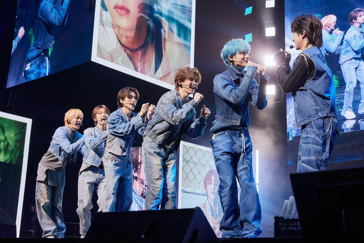 neighborscon's tweet photo. #NeighborsCon MEMORIES📷

20231125 ☀️DAY LIVE

˗ˏˋ WayV ˎˊ˗

#ネバコン #WayV #WeiShenV #威神V https://t.co/Q1GBRlS9JT