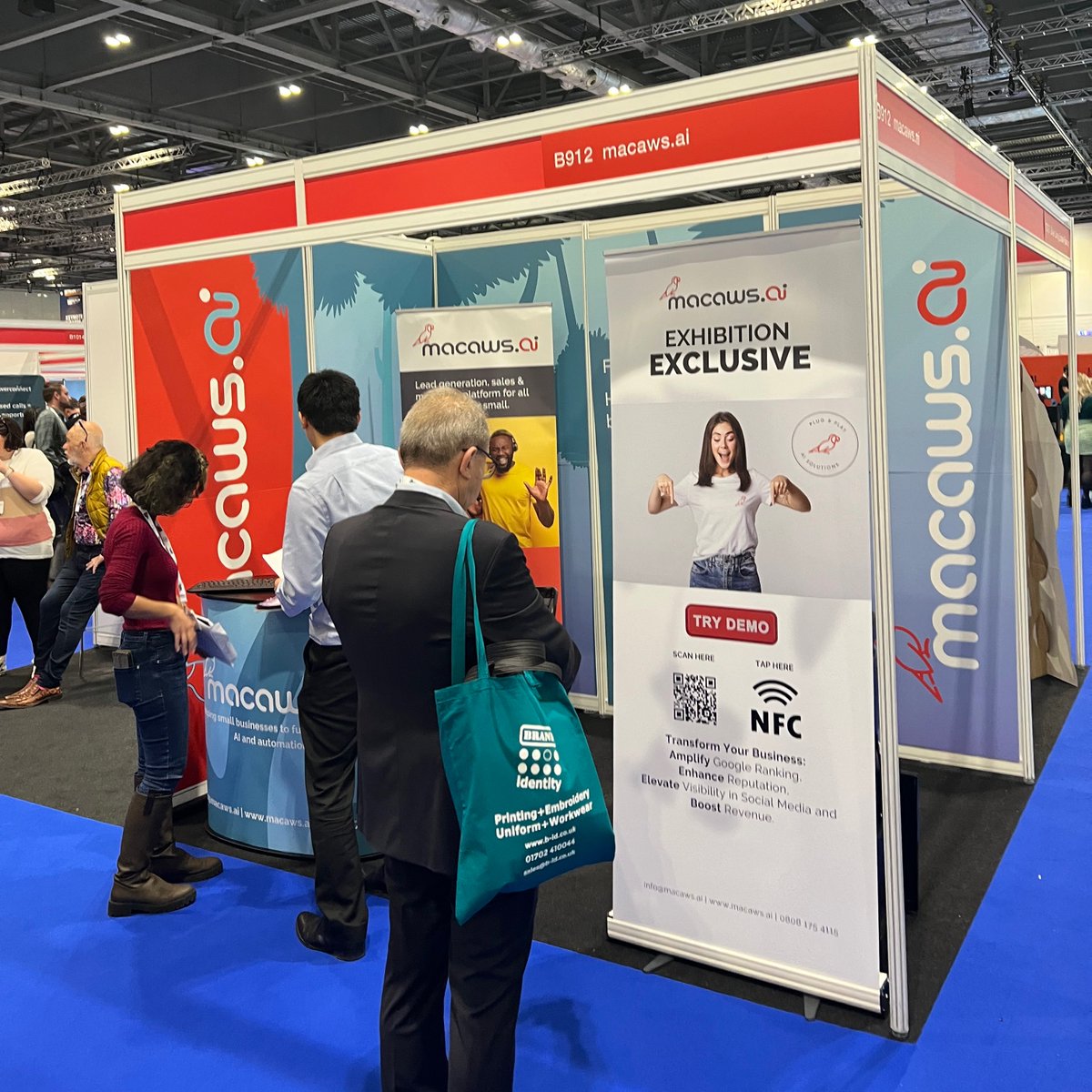 Last week, we had the fantastic opportunity to participate in The Business Show, engaging with outstanding business founders and entrepreneurs across the UK. Dive deeper into our experiences by checking out our latest blog post! 👇 macaws.ai/macaws-ai-x-th…