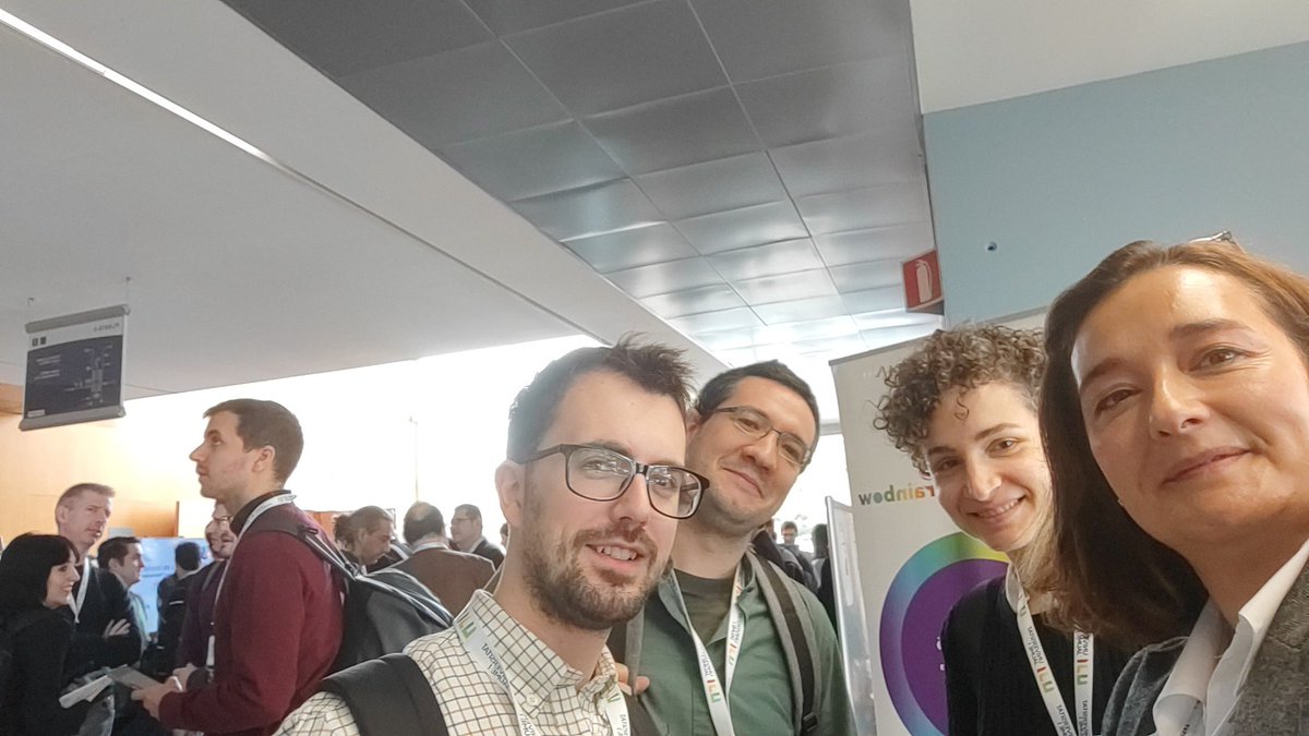 crisatristan's tweet photo. #13cnit. Aquí estamos @SWIFT_UBU, @DeTermotecnia, @luisfer_hevia, @DanielLozanoMa6 . https://t.co/XAUREDEeAo