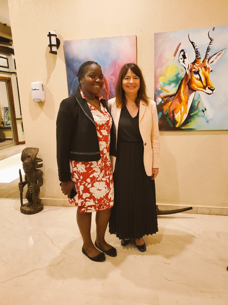praivez's tweet photo. Had an insightful dialogue @Cisanu with Amb. Krizstina Bende  yesterday, exploring the role of CSOs in enhancing the country's nutrition landscape and also emphasised the need to address  sustainability gaps in many projects  for lasting impacts.
#CSOimpact https://t.co/WMcRhkANrH