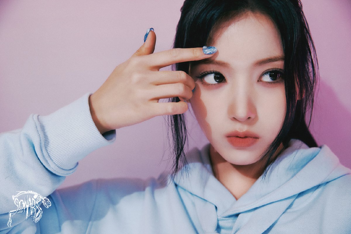 NMIXX 2nd EP 'Fe3O4: BREAK' 'Soñar (Breaker)' Concept Photo #2 NMIXX 2nd EP 'Fe3O4: BREAK' 'Soñar (Breaker)' Concept Photo #2