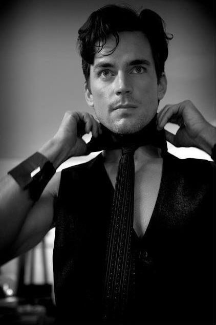 Love4Franchaela's tweet photo. Jonathan Bailey and Matt Bomer make looking like a whore so easy 🥵. #fellowtravelers https://t.co/NJfdKkTqX7