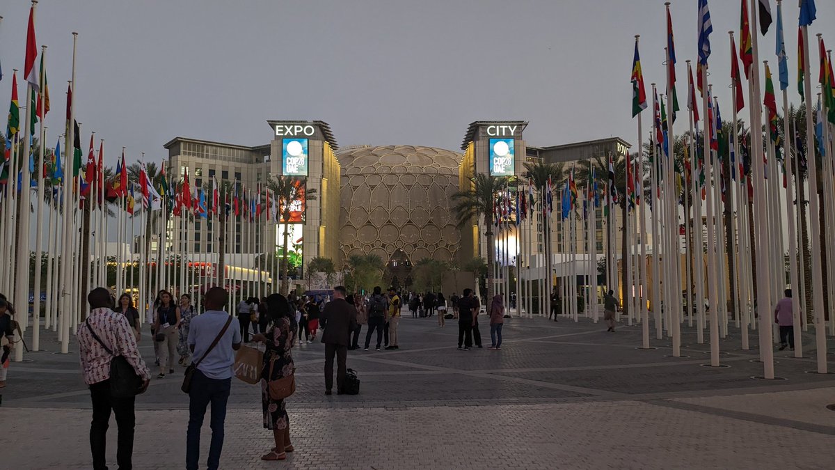 Jee Y. Geronimo tweet media