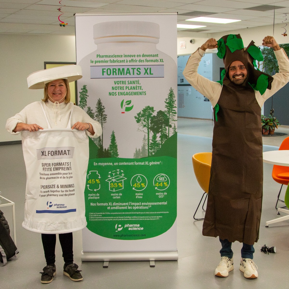 La division Pharmascience Canada a lancé des nouveaux formats d’emballage XL pour ses produits pharmaceutiques canadiens !

Ces formats de 1000 comprimés et plus sont non seulement plus écologiques, mais aussi plus pratiques pour les pharmaciens et les patients. 🌿👏