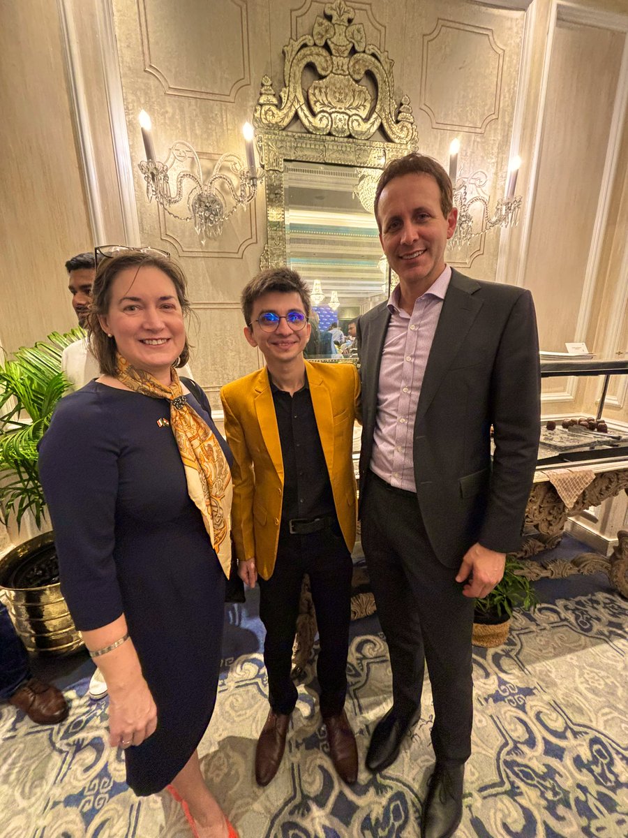 CitizenAnkit's tweet photo. 🇮🇪 🇮🇳 🇺🇸 With Ireland's CG Anita and Rob from the US Consulate—always inspiring exchanges and cherished moments. 🌍🤝 #DiplomaticConnections https://t.co/z8Pfp08RBf