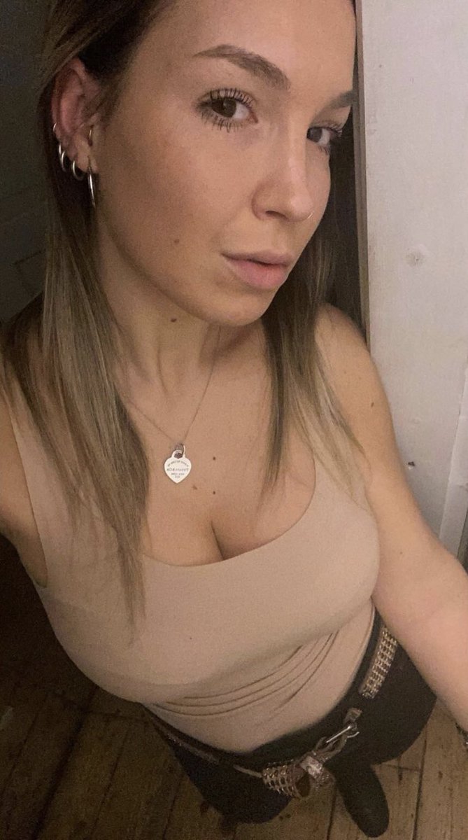 Jedna posle pusenja 🤭 RT ko zeli sledeci
😈👉 t.ly/TWHKo