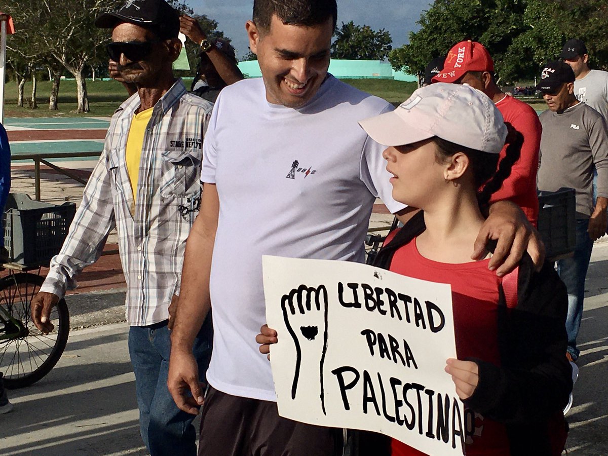 Marcha del pueblo de #CiegodeAvila en rechazo al genocidio del régimen sionista contra Palestina. #TelevisionAvileña  
#FreePalestine