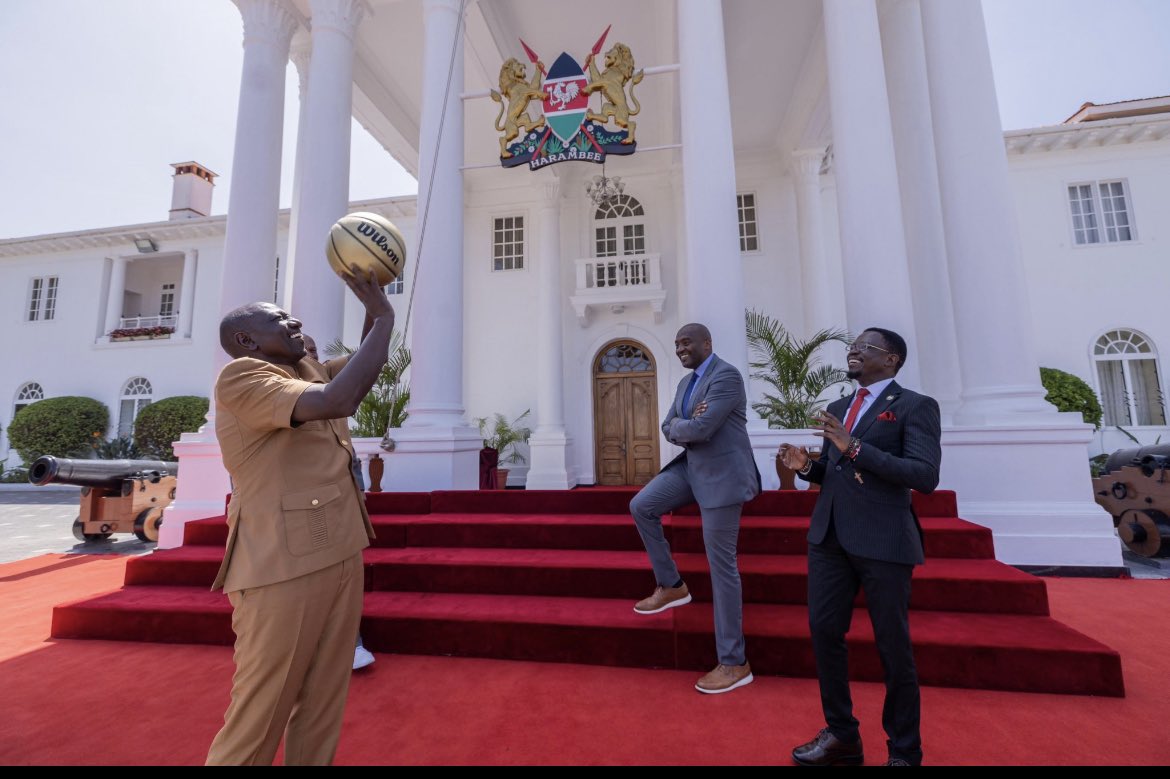 I am trill that the NBA footprint is now expanded to Kenya 🇰🇪 with the opening of a new office. Congratulations @williamsamoeiruto @mike_southafrica and @nbaafricaofficial
