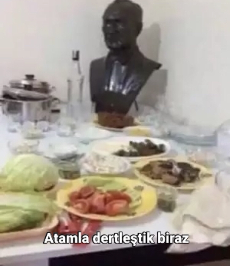 nuhq (@jackhxnds) on Twitter photo 