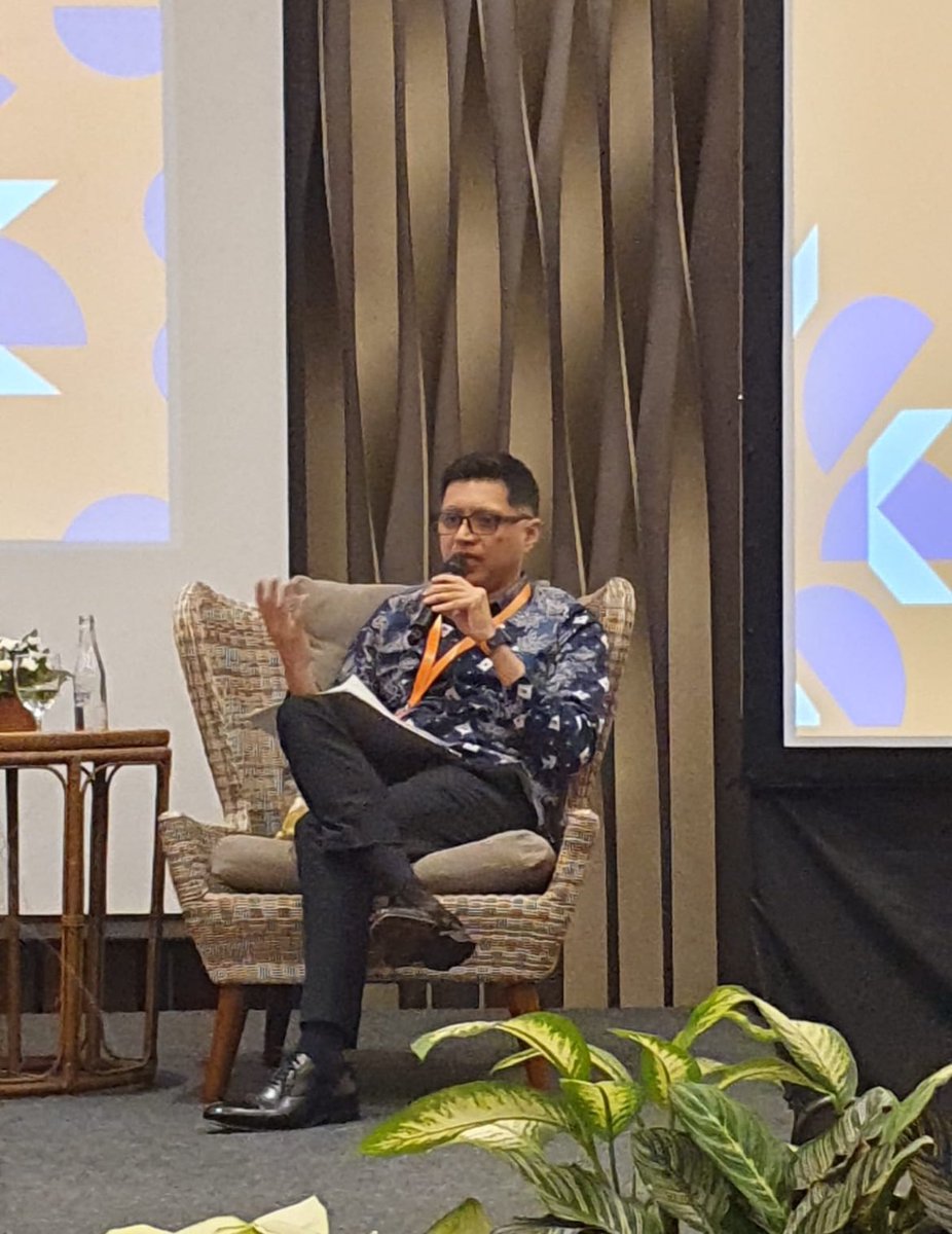 Jamshed M Kazi (@jamshedmkazi) on Twitter photo Was an honor to join such a distinguished & highly experienced panel🙏🏽to <a href="/WFD_Democracy/">Westminster Foundation for Democracy (WFD)</a> featuring current & former MPs from 2024 ASEAN Chair🇱🇦&🇹🇭<a href="/Pannika_FWP/">Pannika Wanich</a>. We discussed challenges of #VAW in politics, using data to quantify/measure it & why it matters for democracy. #16Days Was an honor to join such a distinguished & highly experienced panel🙏🏽to <a href="/WFD_Democracy/">Westminster Foundation for Democracy (WFD)</a> featuring current & former MPs from 2024 ASEAN Chair🇱🇦&🇹🇭<a href="/Pannika_FWP/">Pannika Wanich</a>. We discussed challenges of #VAW in politics, using data to quantify/measure it & why it matters for democracy. #16Days