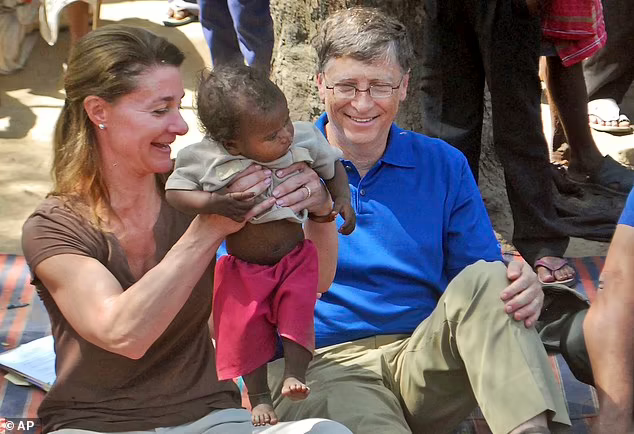 TimothyWSchwab's tweet photo. Thank you, BillGates, for reading my book, #TheBillGatesProblem! His (non)response in @DailyMailUK? He says he is "committed" to solving problems.
1) These aren't your probs to solve 2) your solutions create probs 3) please put down that child, Melinda
https://t.co/rOc2cP98Sg https://t.co/dhOiAxbAS4