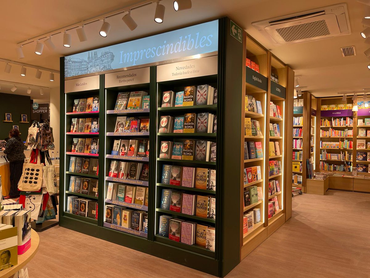 casadellibro's tweet photo. Mañana inauguramos oficialmente nuestra librería de Burgos con un padrino excepcional, José María Pérez “Peridis”.

Si quieres disfrutar del acto te esperamos a las 12pm en Avenida Cid Campeador, 7-9. https://t.co/KhKdEY04uw