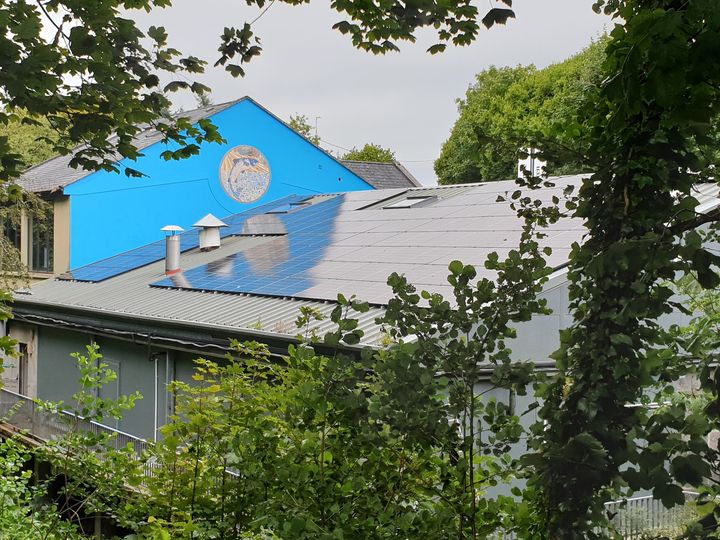 First up on our Geopark Code of Practice weekly features is <a href="/BurrenSalmon/">Birgitta HedinCurtin</a> and their major solar panel installation.
Check it out here
burrengeopark.ie/code-of-practi…
#GeoparkCodeOfPractice #SustainableTourism #BurrenSmokehouse <a href="/visitBurren/">Visit the Burren</a> <a href="/ClareTourism/">VisitClare</a>