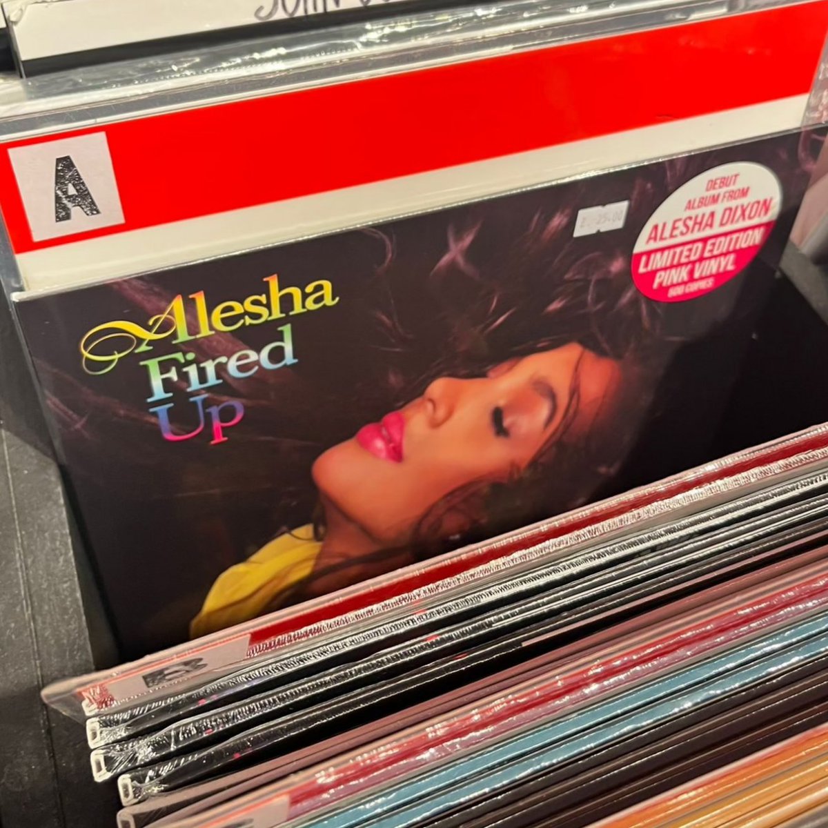 #RSDBF 💽 @aleshaofficial's iconic debut album Fired Up is out on vinyl for the first time! 🔥⬆️ This strictly limited 'lipstick pink' LP is available in independent record stores across the UK, as part of Record Store Day Black Friday. Grab your copy: slinky.to/firedup