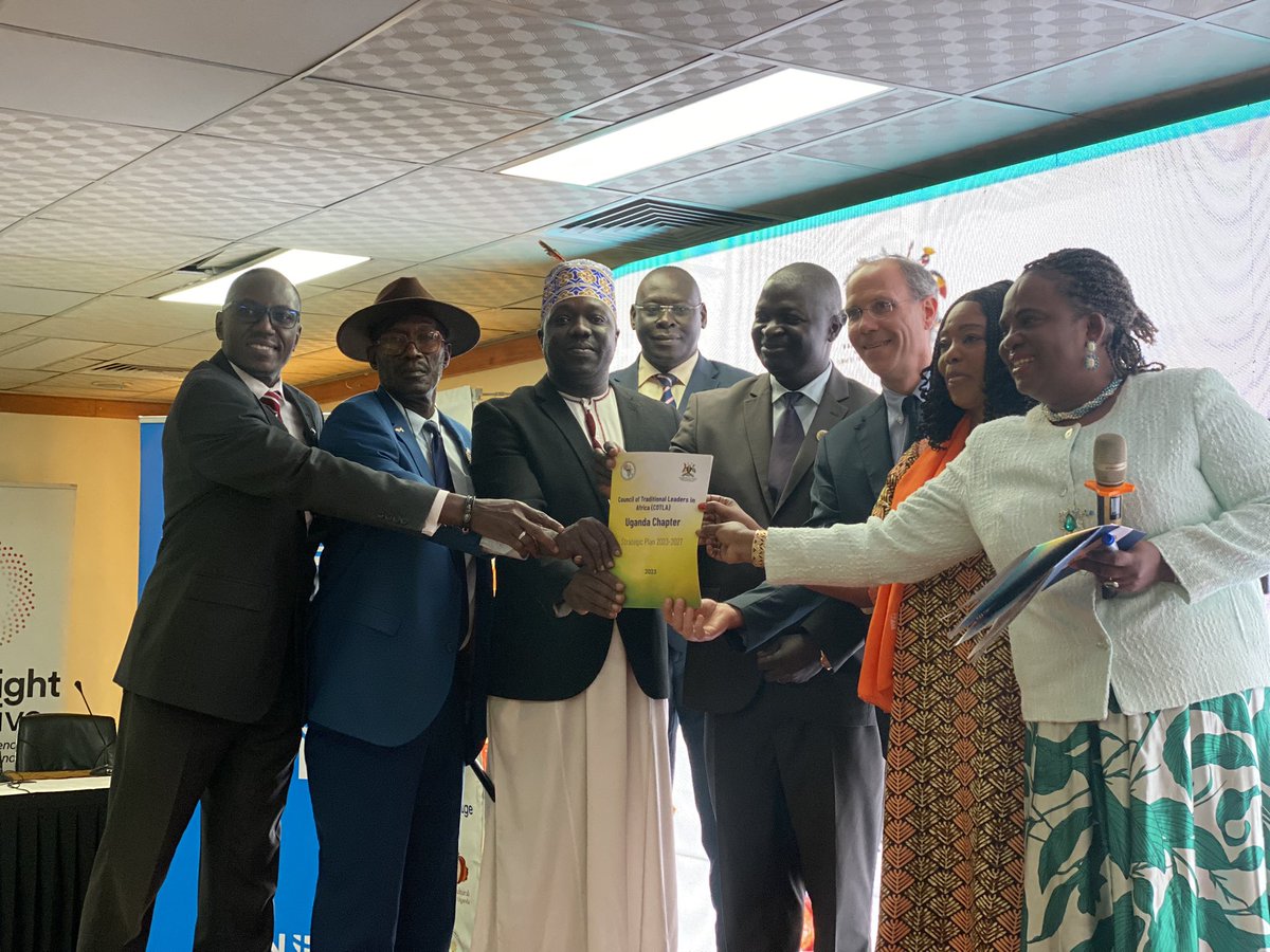 KerAlurKingdom's tweet image. His Royal Majesty Ubimu Phillip Olarker Rauni III  at the launch of #COTLA Uganda Chapter today Nov 29th 2023 at Hotel Africana in Kampala 

Jadipu Prince Lawrence Opar Angala and ED Ker Alur also attended the launch.