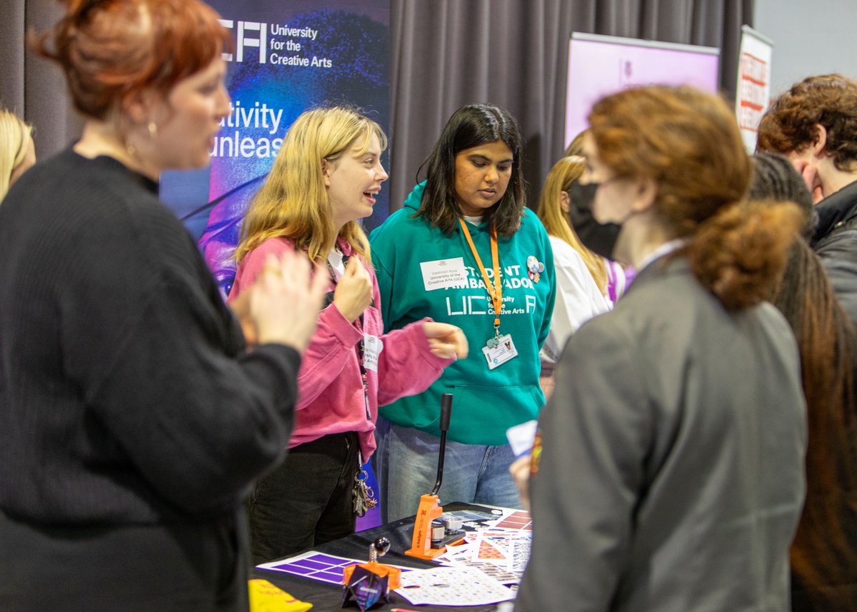 We want to say a big thank you to the 1,300 young people and 80 exhibitors who attended #Surrey’s first ever Festival of Skills. 🔥🚀

The free careers event allowed students the chance to meet, connect with and learn about future pathways with businesses &amp; training providers.