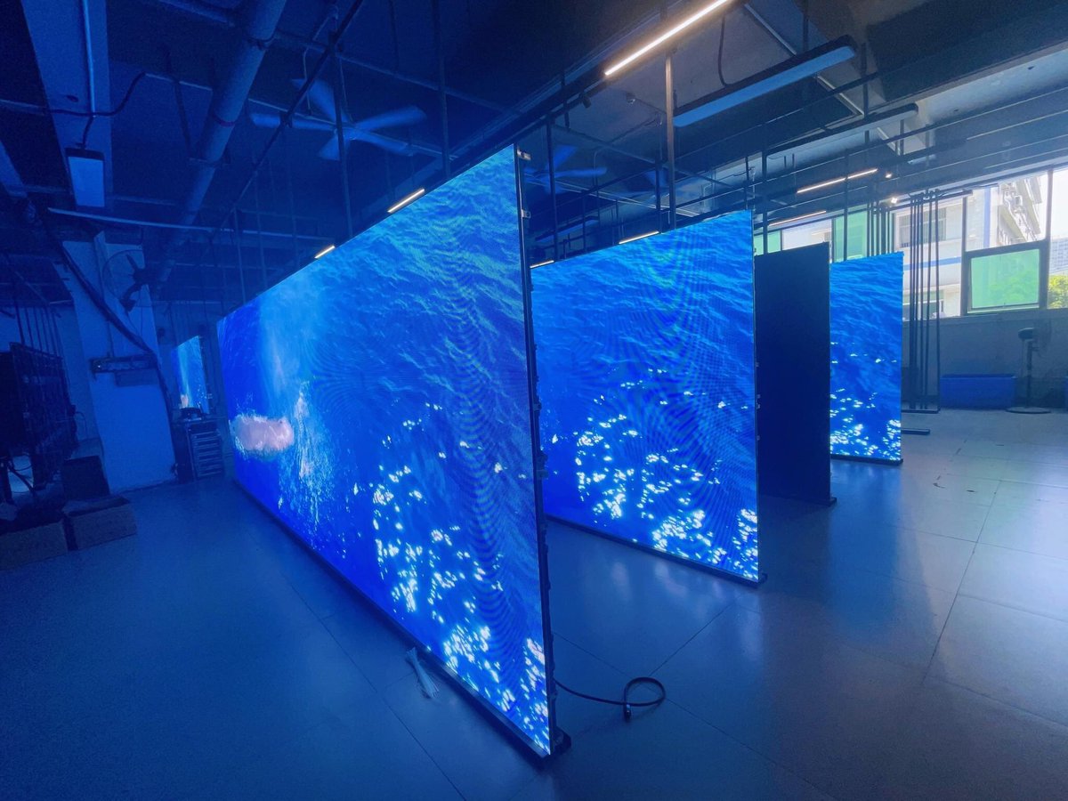 SelinXcolorled's tweet image. R1 series rental LED display
Suitable for various installation methods, wide viewing angles, wider color gamut, and more realistic pictures.
I&apos; m Selin, welcome you inquiry
𝐖𝐡𝐚𝐭𝐬𝐀𝐩𝐩+86 13528777542( Selin X-Color LED screen)
#ledwall #ledposterscreen #posterscreen #led