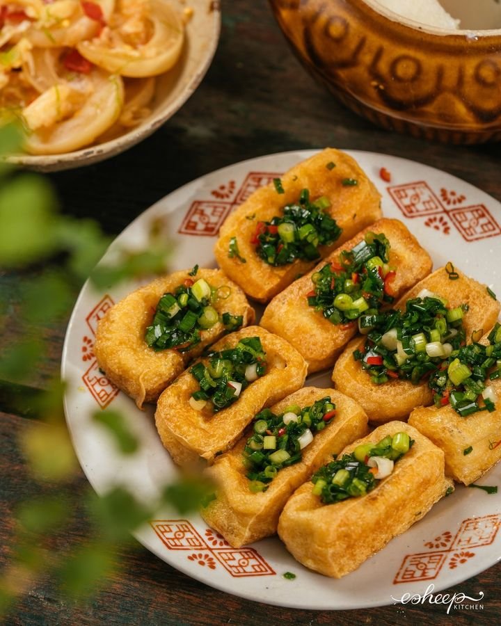 Dotheevolution3's tweet image. NGHỆ THUẬT RÁN ĐẬU KHÔNG CẦN CHẢO CHỐNG DÍNH
/Tiết lộ công thức đậu tẩm hành đến quán bia cũng phải dè chừng/
Điểm danh các “dũng sĩ diệt mồi” nào các bạn ơi!!!
Một trong những món mồi không thể thiếu chính là đậu rán và đậu tẩm hành. Không biết các bác…