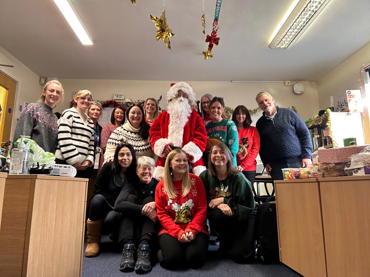 Kirsty (@kirsty_ipc) on Twitter photo Todays team meeting with a Christmas theme ๐ Santa came out of retirement to turn the lights on โบ๏ธ so lovely to see you again Jeanette <a href="/liz_grogan/">Liz Grogan RN MSc Queens Nurse</a> <a href="/mrs_lau_moss/">Laura Moss RN BSc Queen's Nurse</a> <a href="/Lealoo82/">Leanne Parker</a> <a href="/DaveHal88894858/">Dave Hall</a> <a href="/louisecabbers/">Louise Popple</a> Todays team meeting with a Christmas theme ๐ Santa came out of retirement to turn the lights on โบ๏ธ so lovely to see you again Jeanette <a href="/liz_grogan/">Liz Grogan RN MSc Queens Nurse</a> <a href="/mrs_lau_moss/">Laura Moss RN BSc Queen's Nurse</a> <a href="/Lealoo82/">Leanne Parker</a> <a href="/DaveHal88894858/">Dave Hall</a> <a href="/louisecabbers/">Louise Popple</a>
