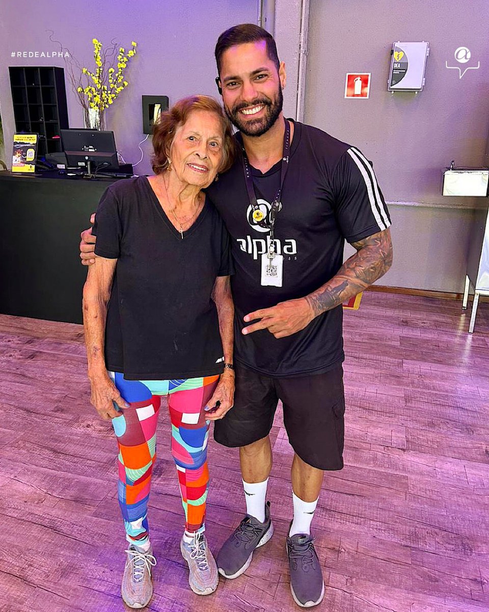 Dona Eulália, 99 anos! Que privilégio poder ajudar pessoas de todas as idades, e melhorar um pouquinho o dia delas. No fim, elas que nos ajudam, e dão sentido a tudo que fazemos. Só agradecer por essa oportunidade e confiança que nos dão. ❤️