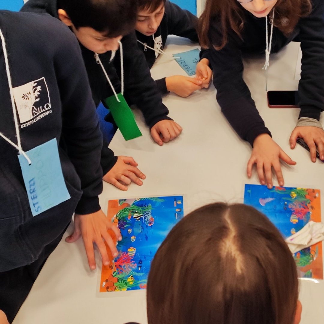 🚀Oggi 2° workshop del nostro progetto di sensibilizzazione dei giovani presso l'IC San Nilo di Grottaferrata in collaborazione con ScuolAttiva. Dopo la presentazione del cortometraggio, tante attività ludico didattiche per scoprire cos’è l’olio minerale usato e come si utilizza.