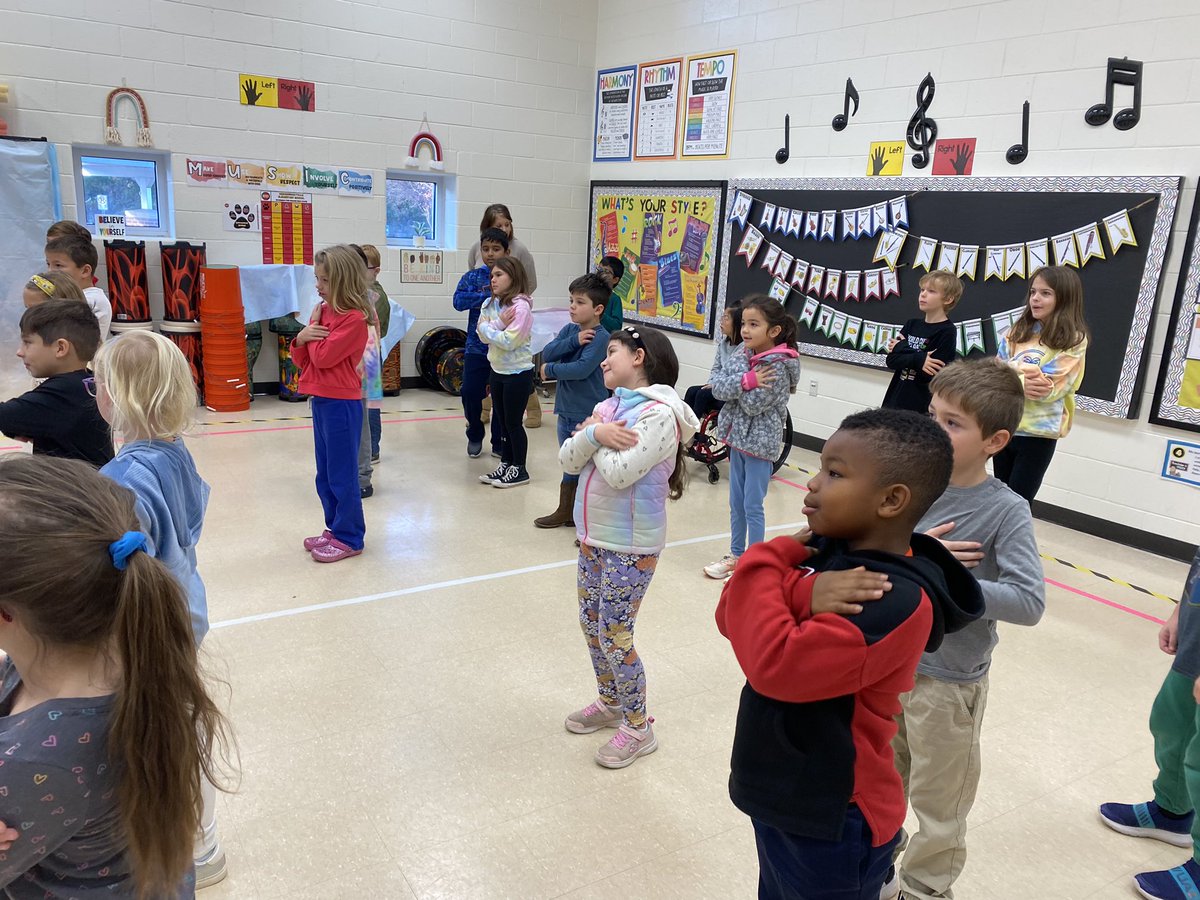 cholbrookmusic's tweet photo. BFES students hard at work preparing for their upcoming musicals! @msphilpotmusic @principalwebb @StefiWickers41 @koperniak #fcsmusic https://t.co/k7uy4aKSAf