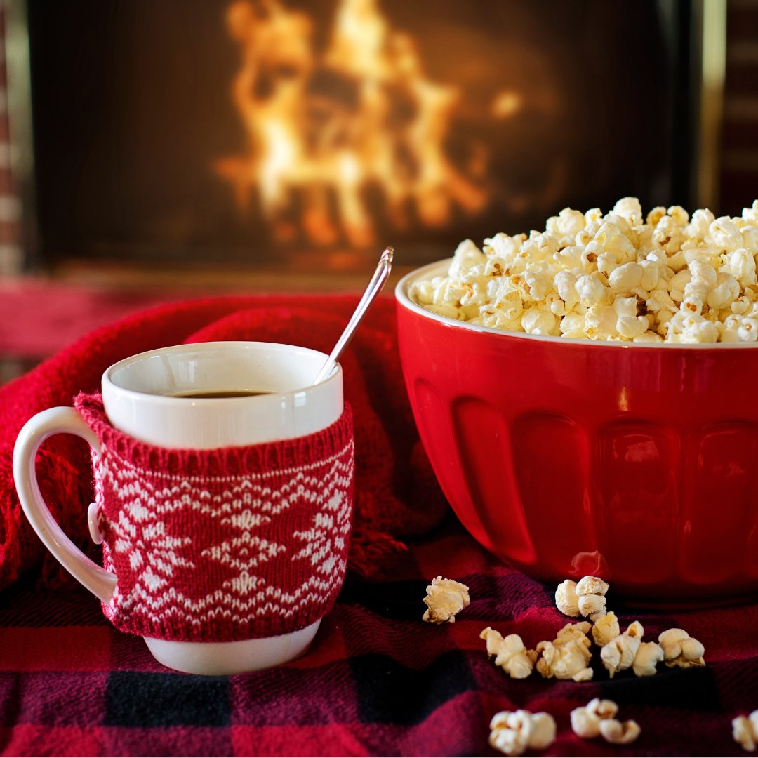 Time to get the Christmas movies on!! ⛄️❄️🎅🎄

#hifibre #snacks #christmas #movies #festives #hotchocolate #gifts #popcorn #love