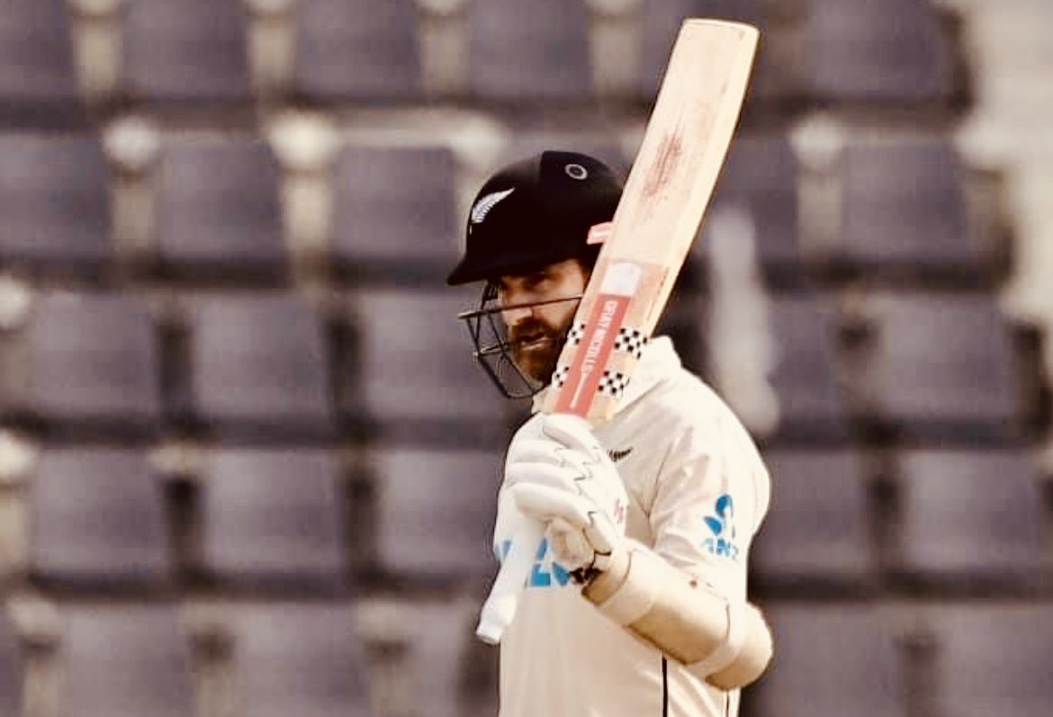 Fewest innings to score 29 hundreds in Test cricket:

79 - Don Bradman
148 - Sachin Tendulkar 
155 - Steve Smith 
165 - Kane williamson *
166 -  Gavaskar /Hayden

Kane Williamson - One of the greatest Test batter ever.

#KaneWilliamson | #BANvNZ | #NZvsBAN