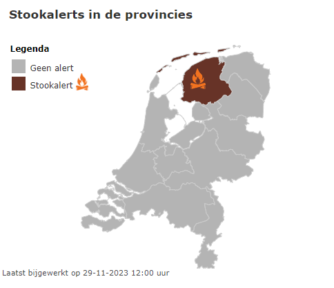 rivm's tweet photo. #Stookalert voor de provincie #Friesland. Advies: laat houtvuur uit; door de weersomstandigheden blijft rook hangen. Dit is voor iedereen ongezond, vooral voor mensen met luchtwegaandoeningen, hart- en vaatziekten, ouderen en kinderen.

➡️ https://t.co/jshZJznPR5 https://t.co/5b7ZrC6TAf
