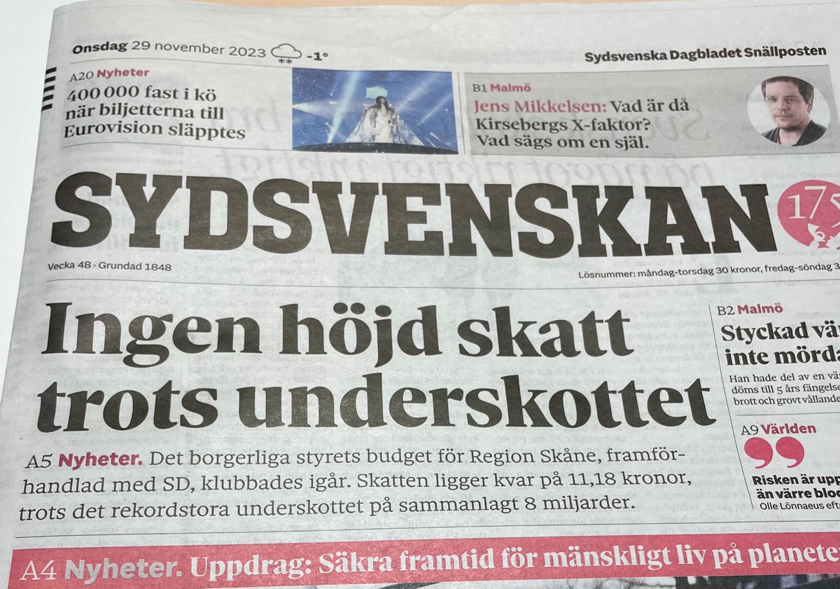 Det blev visst ingen sänkt regionskatt, trots att medborgarna dignar under högre räntor och utgifter. 
Sydsvenskan  valde dock en annan vinkel…