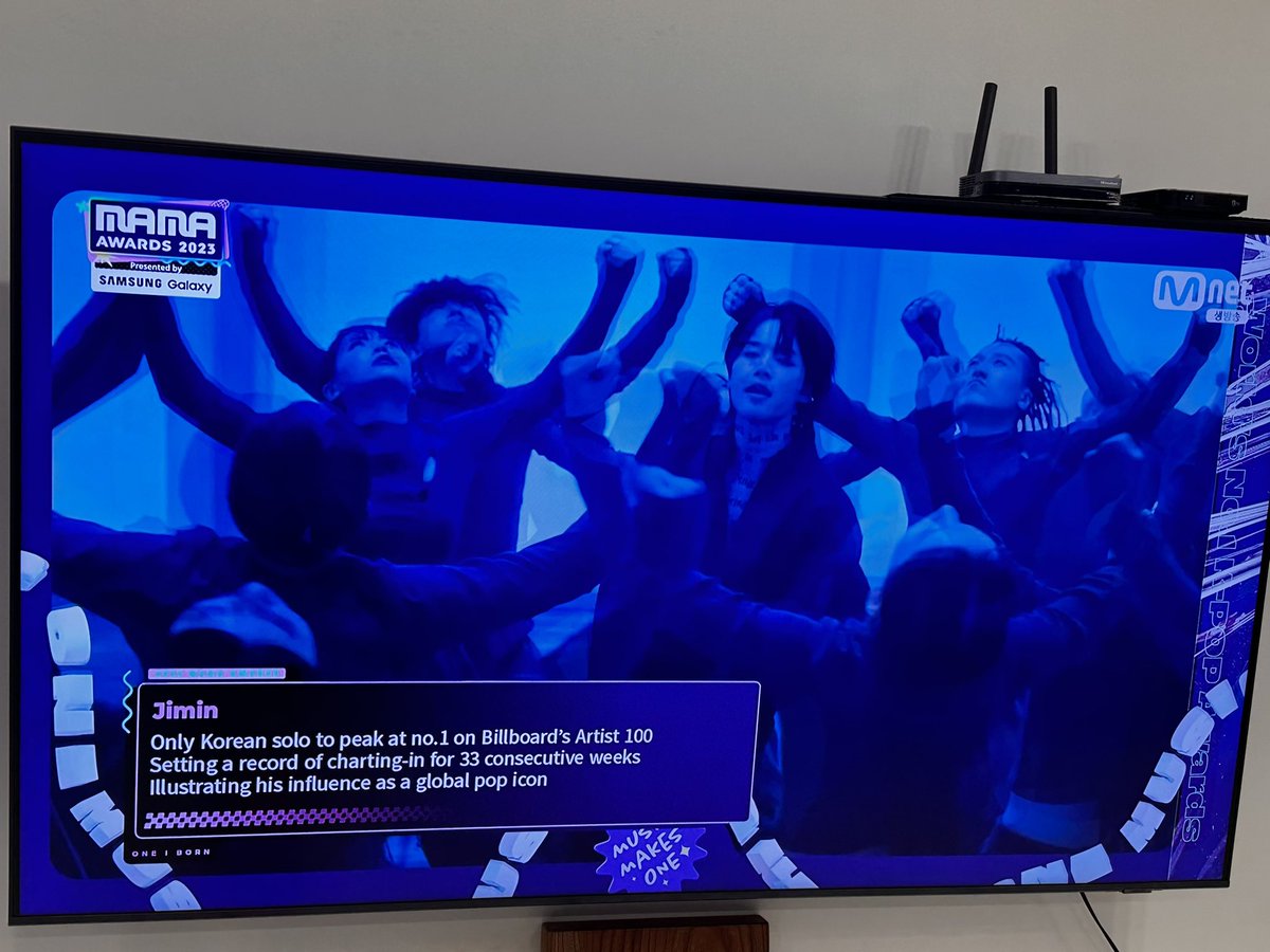 포카드볼중 tweet media