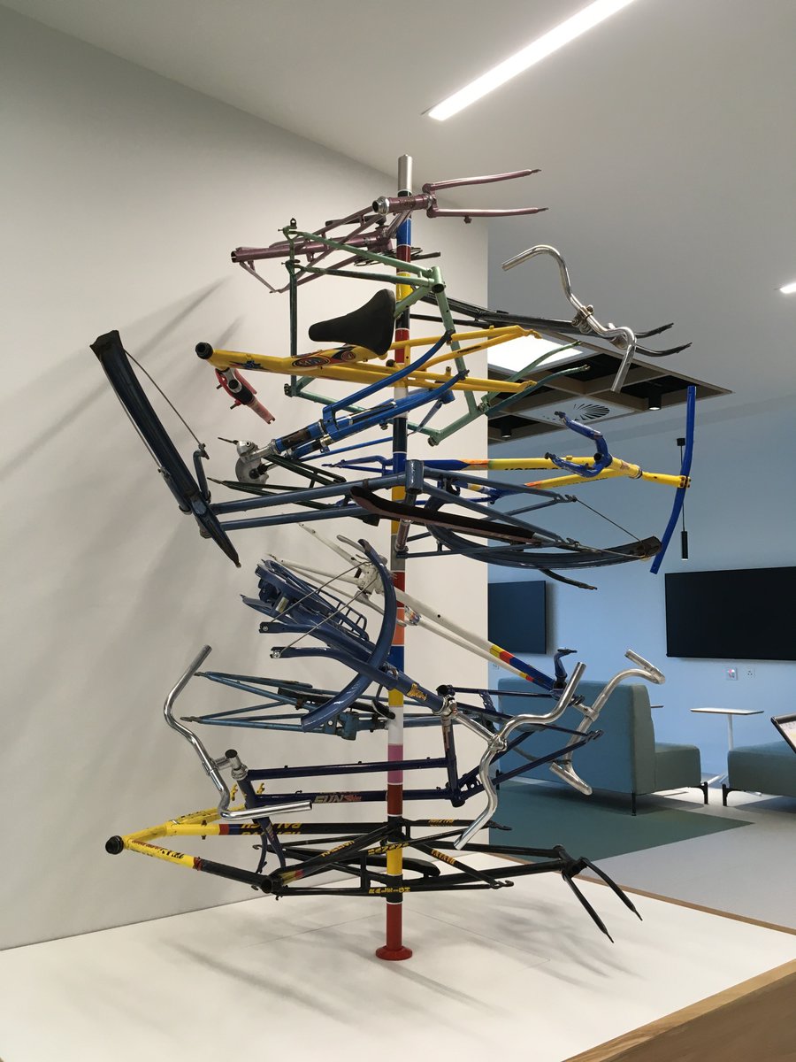 Spaces still available on our tours of the new library at 12pm, 2pm and 3pm today - find out about our special Nottingham features including this recycled sculpture paying homage to Raleigh and Nottingham's industrial heritage! Book here: nottinghamcitylibraries.co.uk/library-tour/