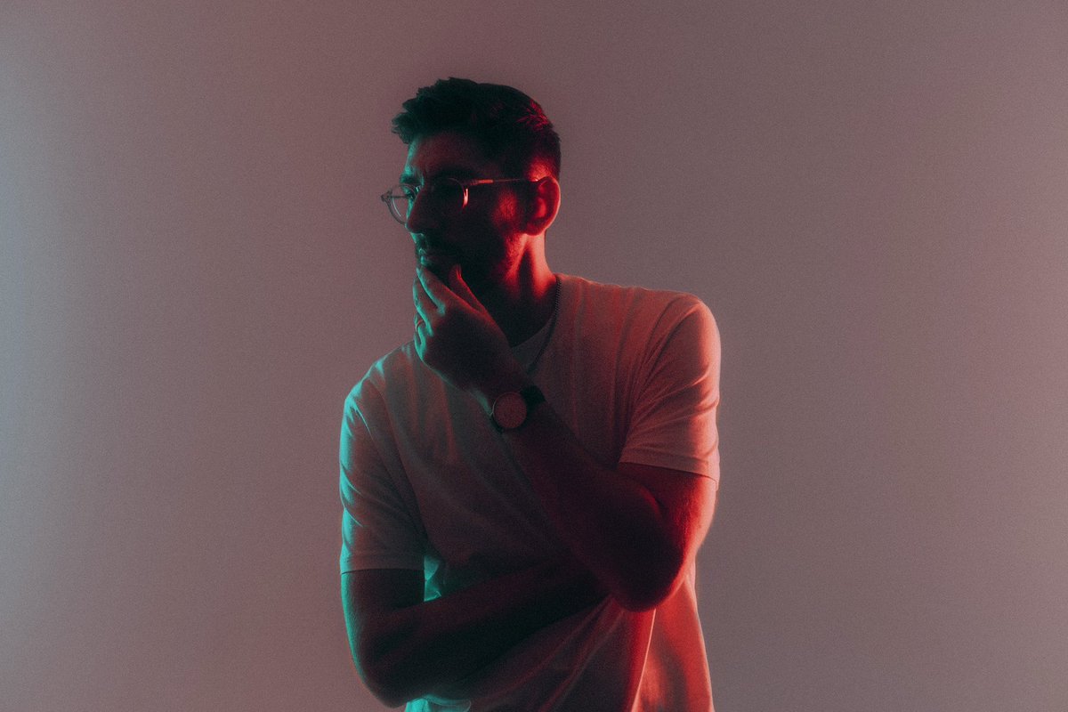 Made a <a href="/beatport/">Beatport</a> chart with some epic tracks I’m liking at the moment in celebration of the release of my remix of <a href="/djlange/">Lange</a>’s ‘Drifting Away’ Check it out if you like :)

beatport.com/chart/marshs-d…