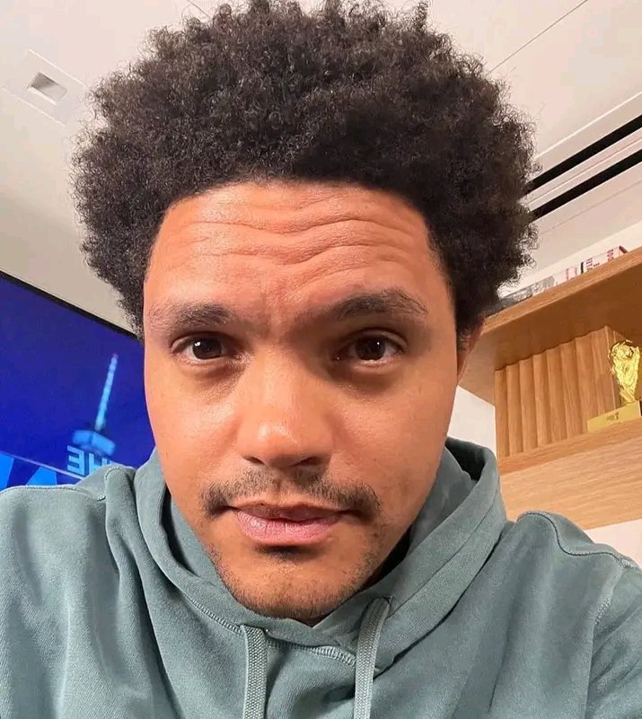 MDNnewss's tweet image. Comedian Trevor Noah filled up 50 000 capacity O2 Arena stadium in London, three nights in a row.