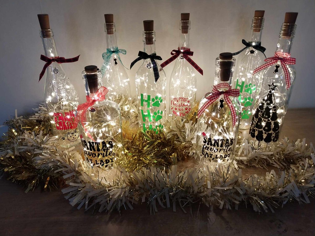 We have the purrfect Christmas gifts for sale on our Virtual stall! Why not treat someone you love to an upcycled light up bottle? The bottles have warm winter white lights and are finished with a ribbon and cat charm. 🎄 Only £6 each plus postage. facebook.com/YCRvirtualstall