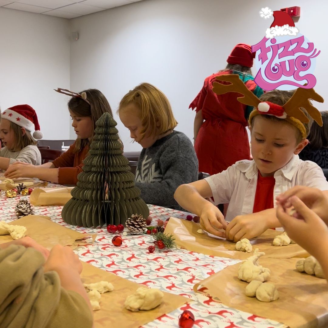 FizzBug1's tweet photo. There's only 3 weeks to go until FizzBug Festive Fun ⏰🎄

Join us as we combine Cookery, Crafts, and Multi-activity into one Festive Frenzy! ☃️

Have you booked your spot yet? 
Book now through the link in our bio or https://t.co/mQYJzJ1iNP ❄️ https://t.co/5F5gxV5qNP