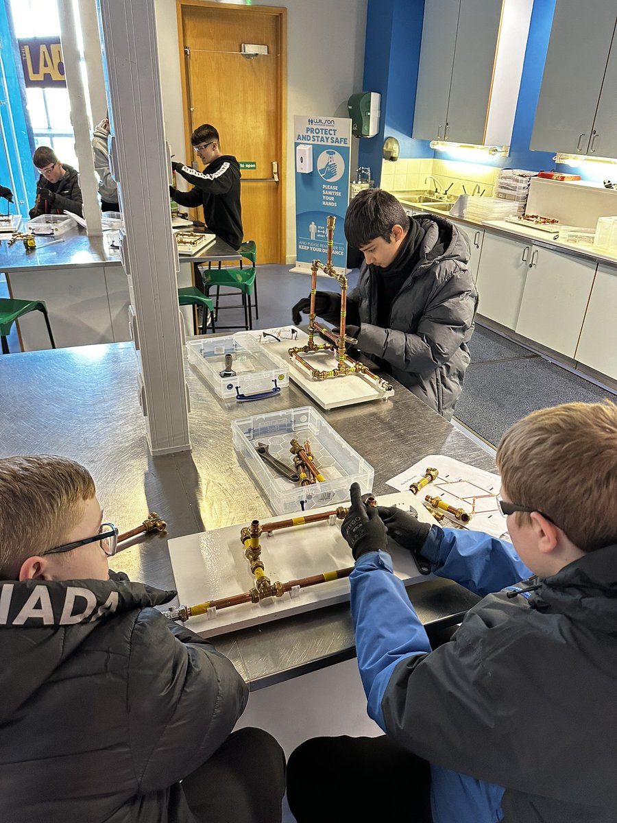 GHSNextStep's tweet image. Great day out at @gsc1 with S3s doing the @BAESystemsInc engineering workshop! Engineers in the making 👷🏻‍♀️👷🏼👷🏽‍♂️👷🏽‍♀️@LearnGSC @GovanHighSchool