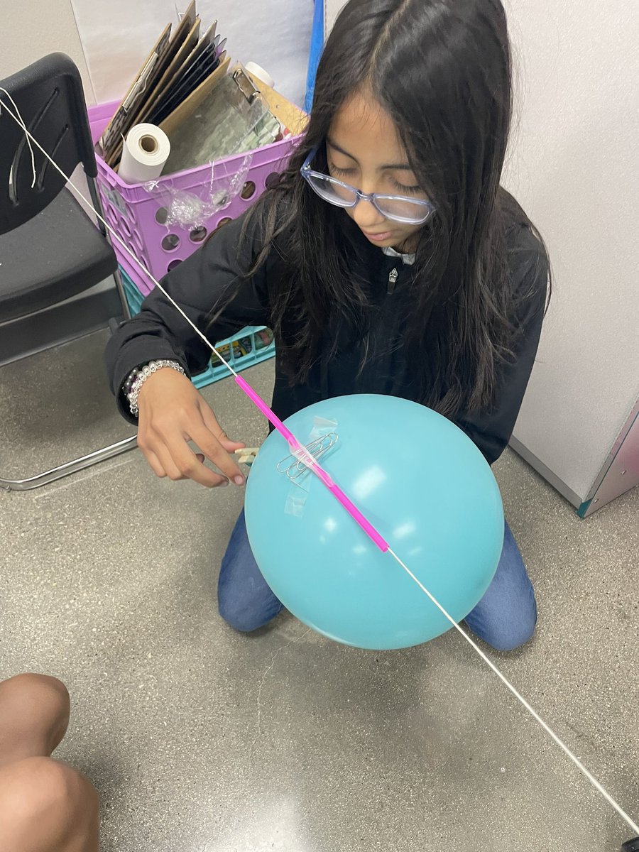 CrystalMoreno83's tweet photo. Last week we launched our force &amp; motion unit and had some fun with balloon rockets. Students learned how to turn a descriptive investigation into an experimental one. 
@comalcreekes @WoodsComal https://t.co/ex7d3mf49U