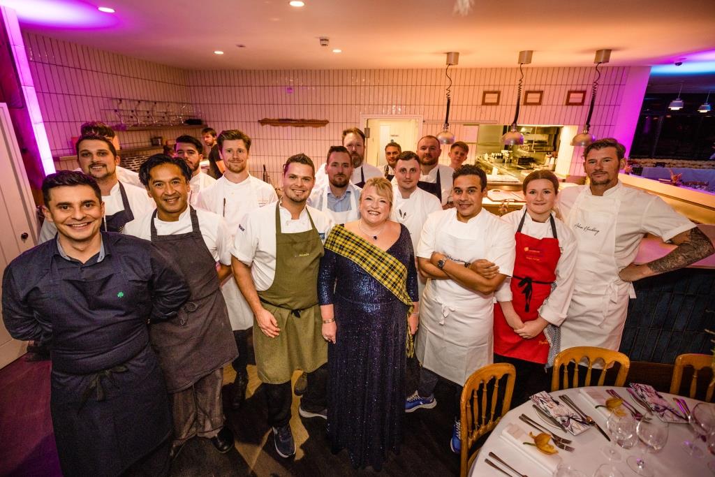 Charity dinner at <a href="/CarbisBayEstate/">Carbis Bay Estate</a> raises £160k for <a href="/cornwallairamb/">Cornwall Air Ambulance</a>  bit.ly/47VyZ7q