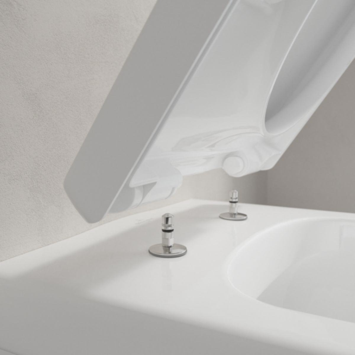 Whether it’s due to wear and tear, breakage, or stubborn stains, replacing your toilet seat can be a simple and effective way to enhance both the aesthetics and functionality of your bathroom. 
blog.ukbathrooms.com/explore-premiu…
#toiletseat #softclosetoilet #newtoiletseat