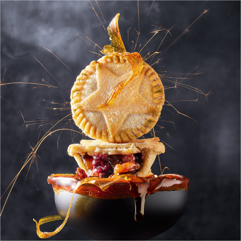 WOOLWORTHS_SA's tweet photo. Indulge in perfection with Our Best Ever range, so your festive feast isn’t just great – it’s the greatest. Each starter, main, and dessert is handcrafted with the ultimate care and exceptional flavour for your best ever #WooliesChristmas.